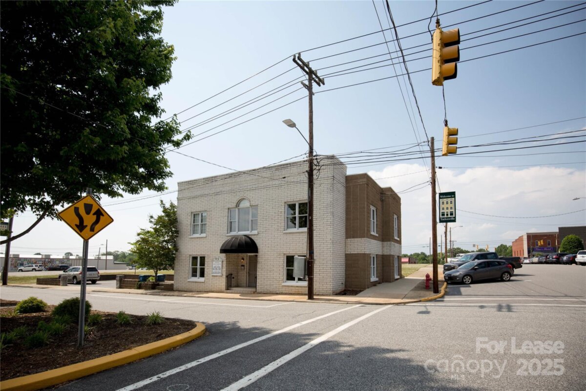 214 Main Avenue Drive, Taylorsville, NC 28681, MLS # 4265729