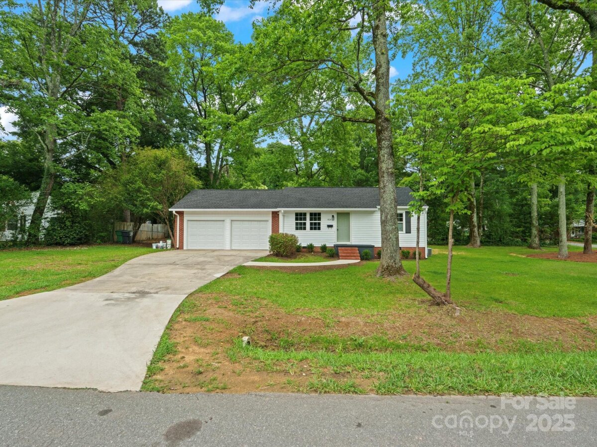 4126 Howie Circle, Charlotte, NC 28205, MLS # 4265809