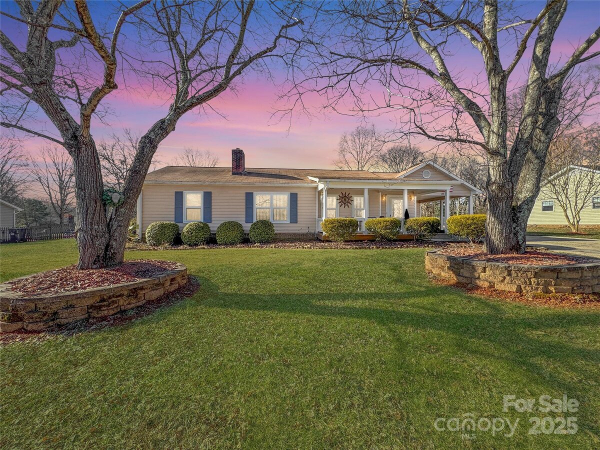 2316 Woodfield Circle, Gastonia, NC 28056, MLS # 4266028