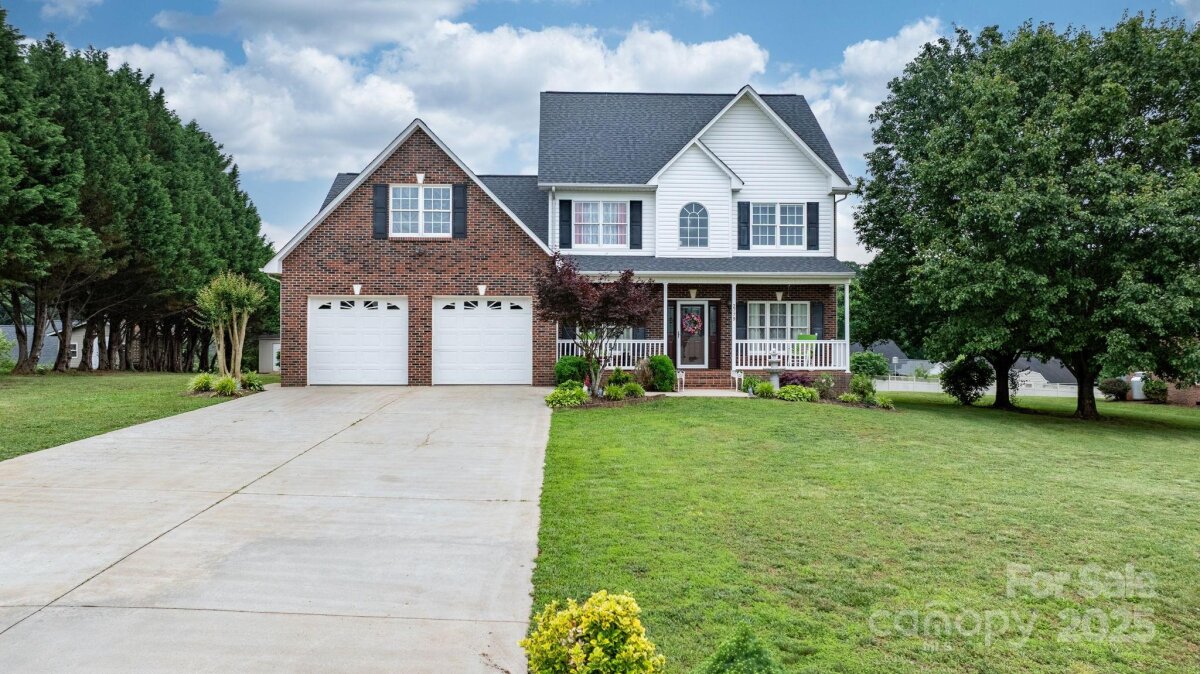 2779 Touchstone Circle, Newton, NC 28658, MLS # 4266070