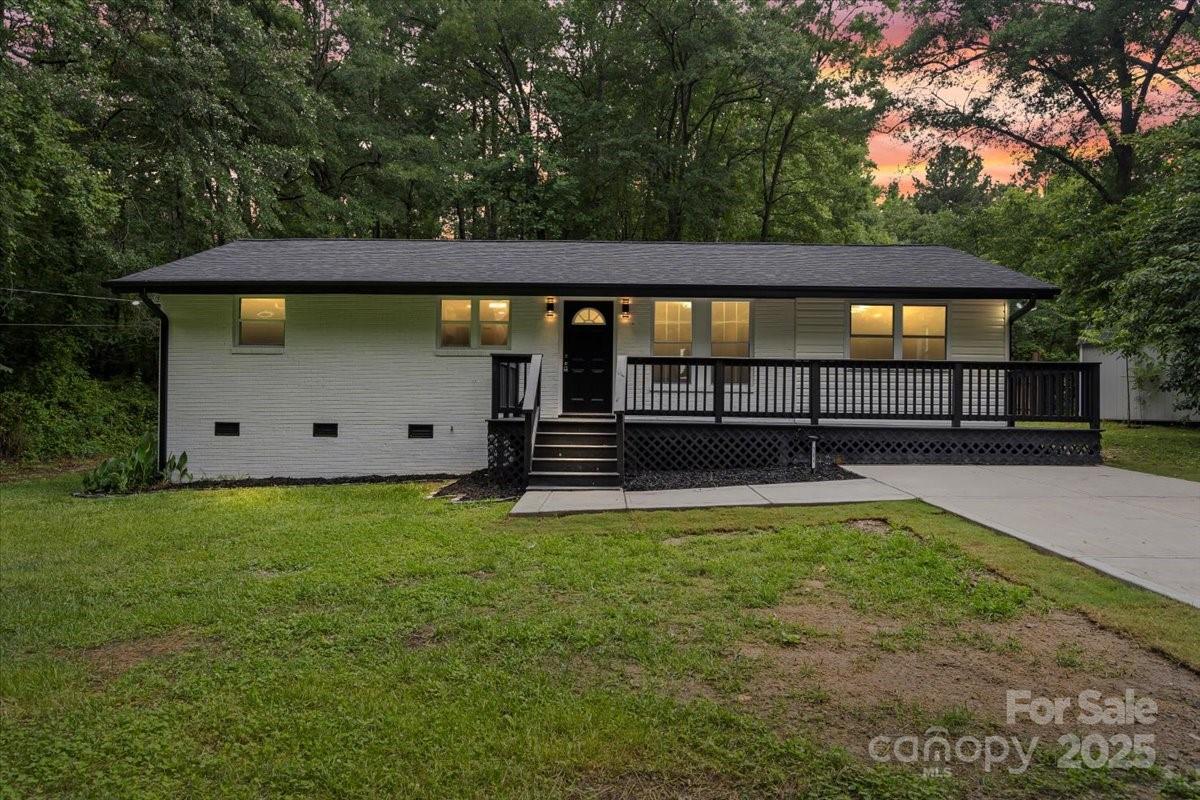 704 W Border Street, Dallas, NC 28034, MLS # 4266174