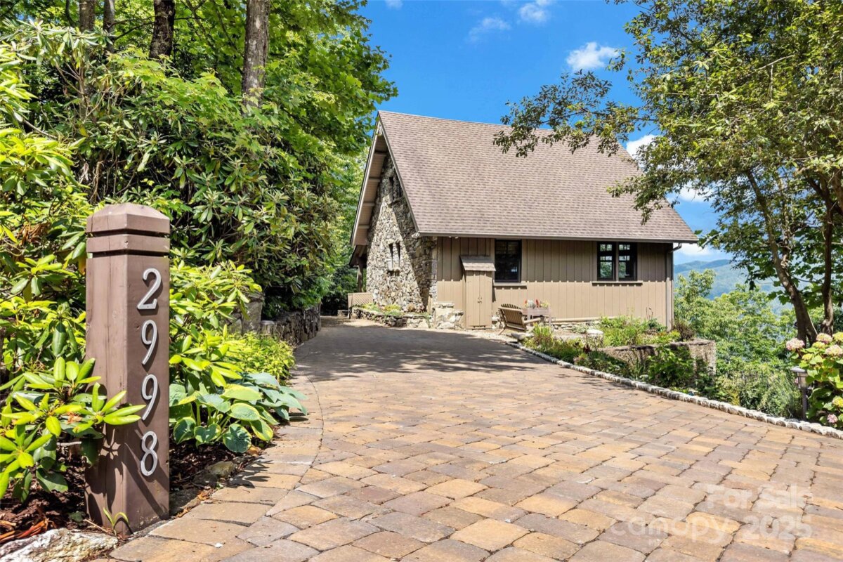 2998 Creston Drive, Black Mountain, NC 28711, MLS # 4266205