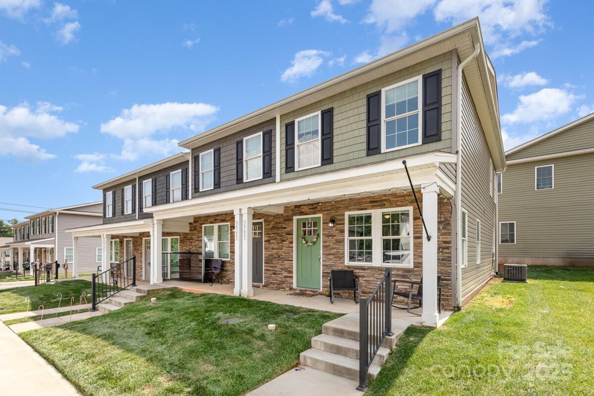 3965 Hemingway Drive, Hickory, NC 28601, MLS # 4266382