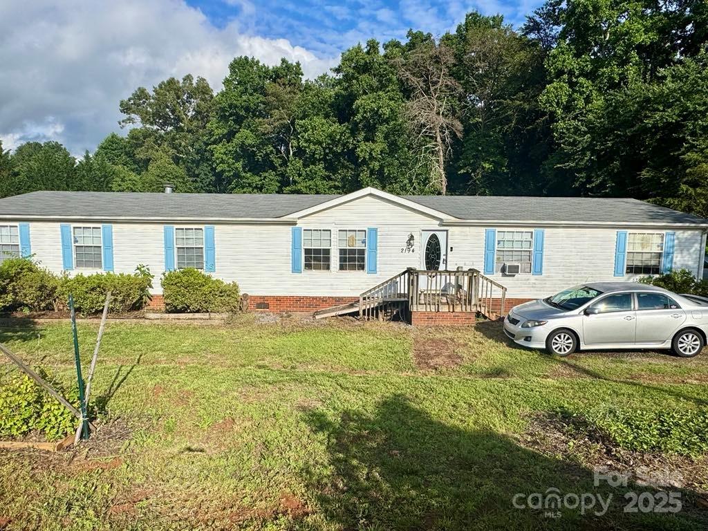 2194 Sterling Ridge Drive, Newton, NC 28658, MLS # 4266467