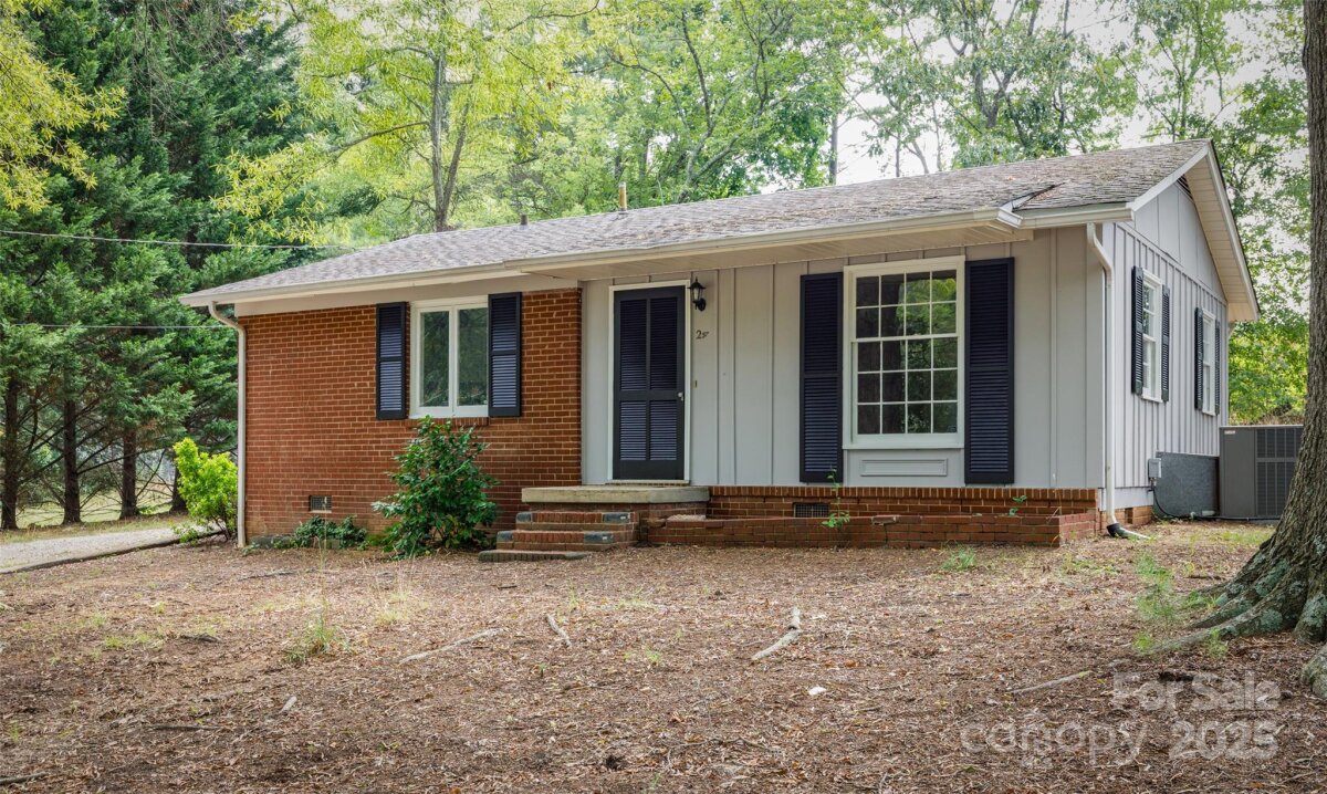 24 19th Street, Hickory, NC 28601, MLS # 4266479
