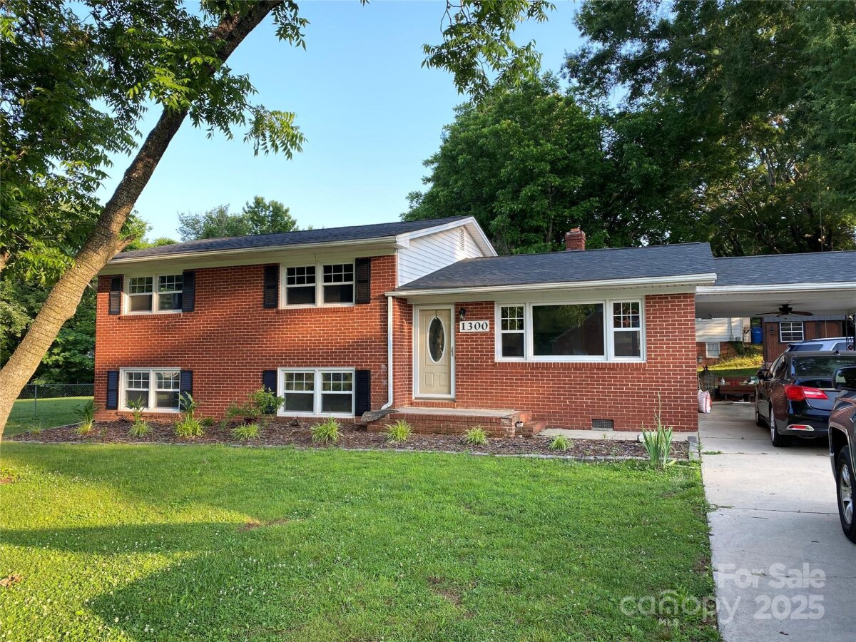 1300 Montgomery Avenue, Albemarle, NC 28001, MLS # 4266778