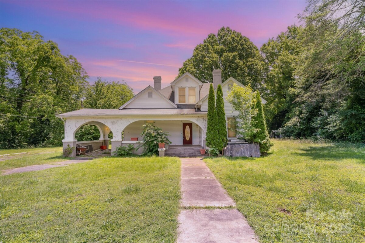 1637 N College Avenue, Newton, NC 28658, MLS # 4267245