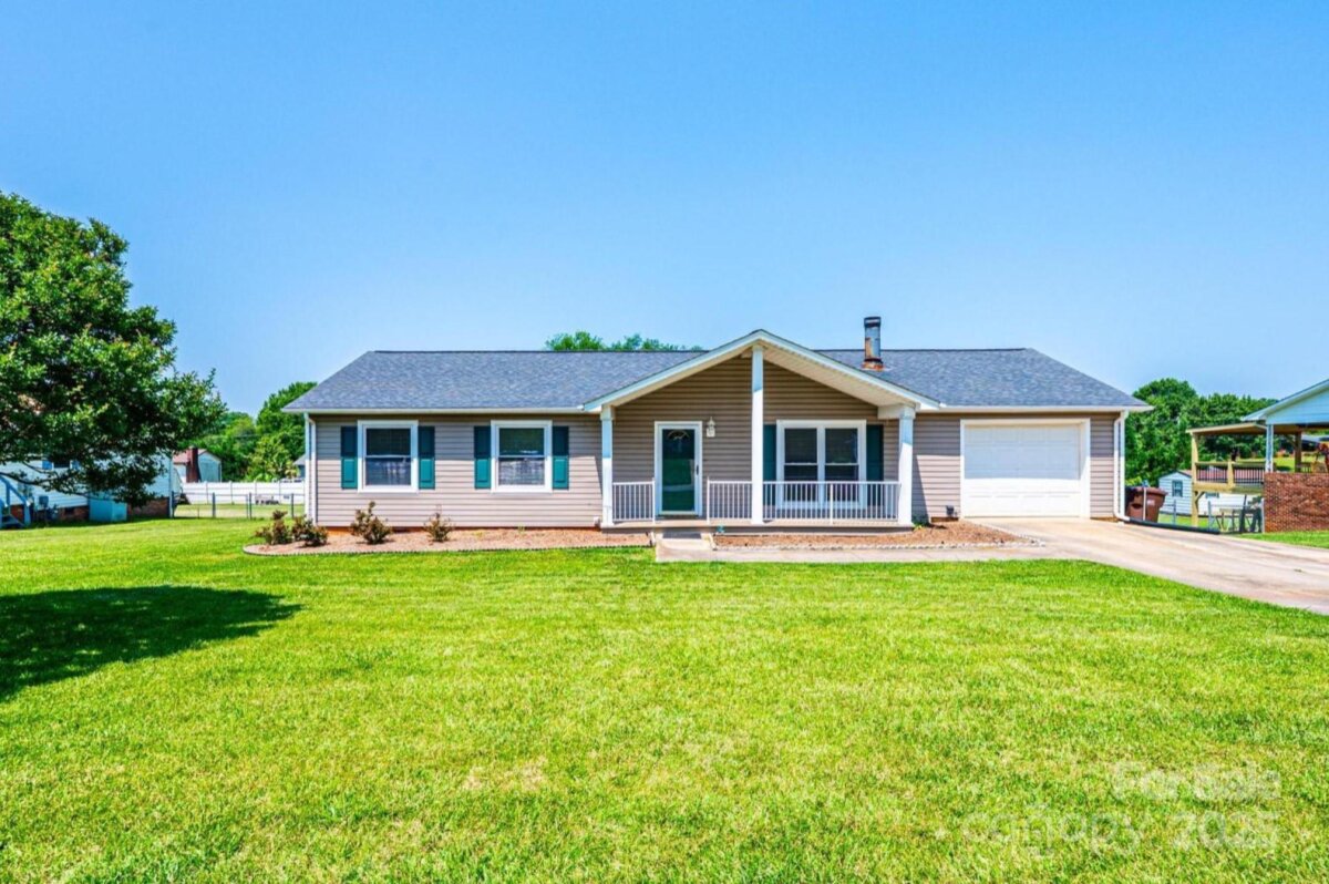 2031 36th Street, Hickory, NC 28601, MLS # 4267464