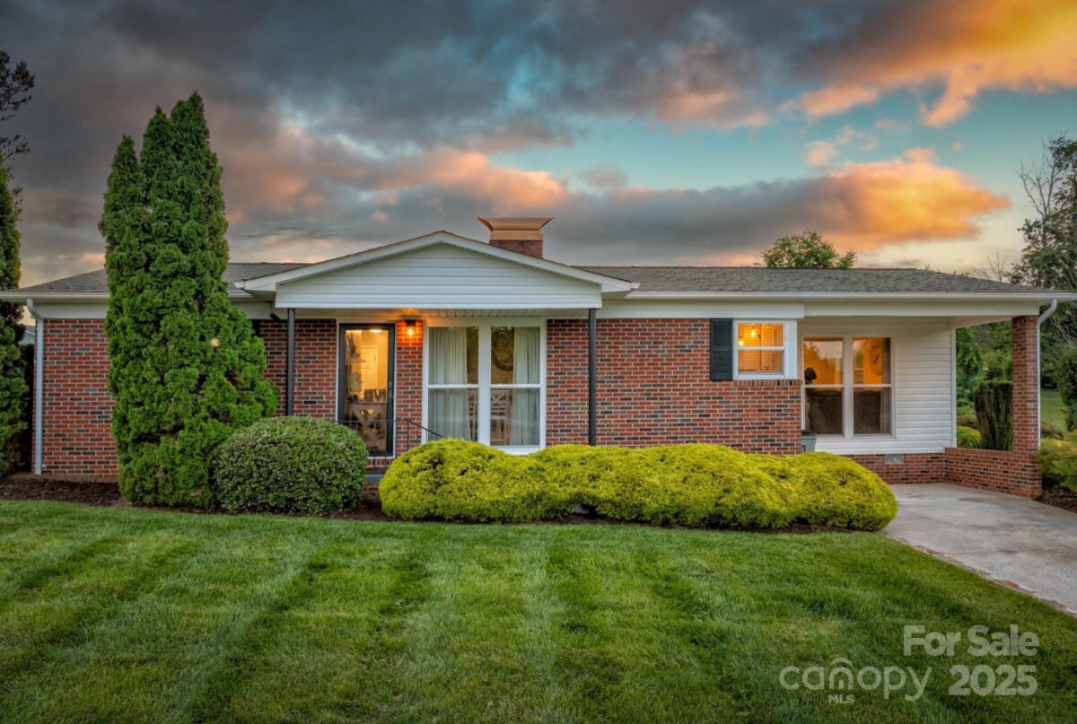 112 Meadowview Place, Lenoir, NC 28645, MLS # 4267488