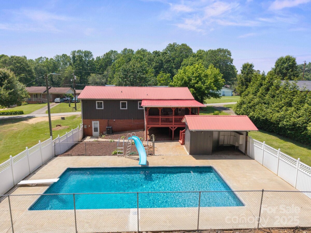 2011 Hampton Heights Street, Lenoir, NC 28645, MLS # 4267552