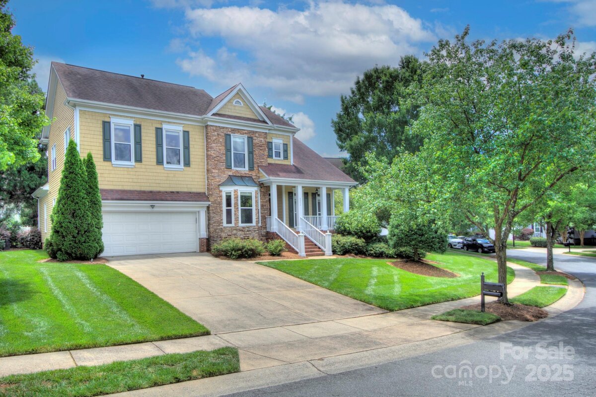 8044 Hawk Crest Court, Charlotte, NC 28270, MLS # 4267919