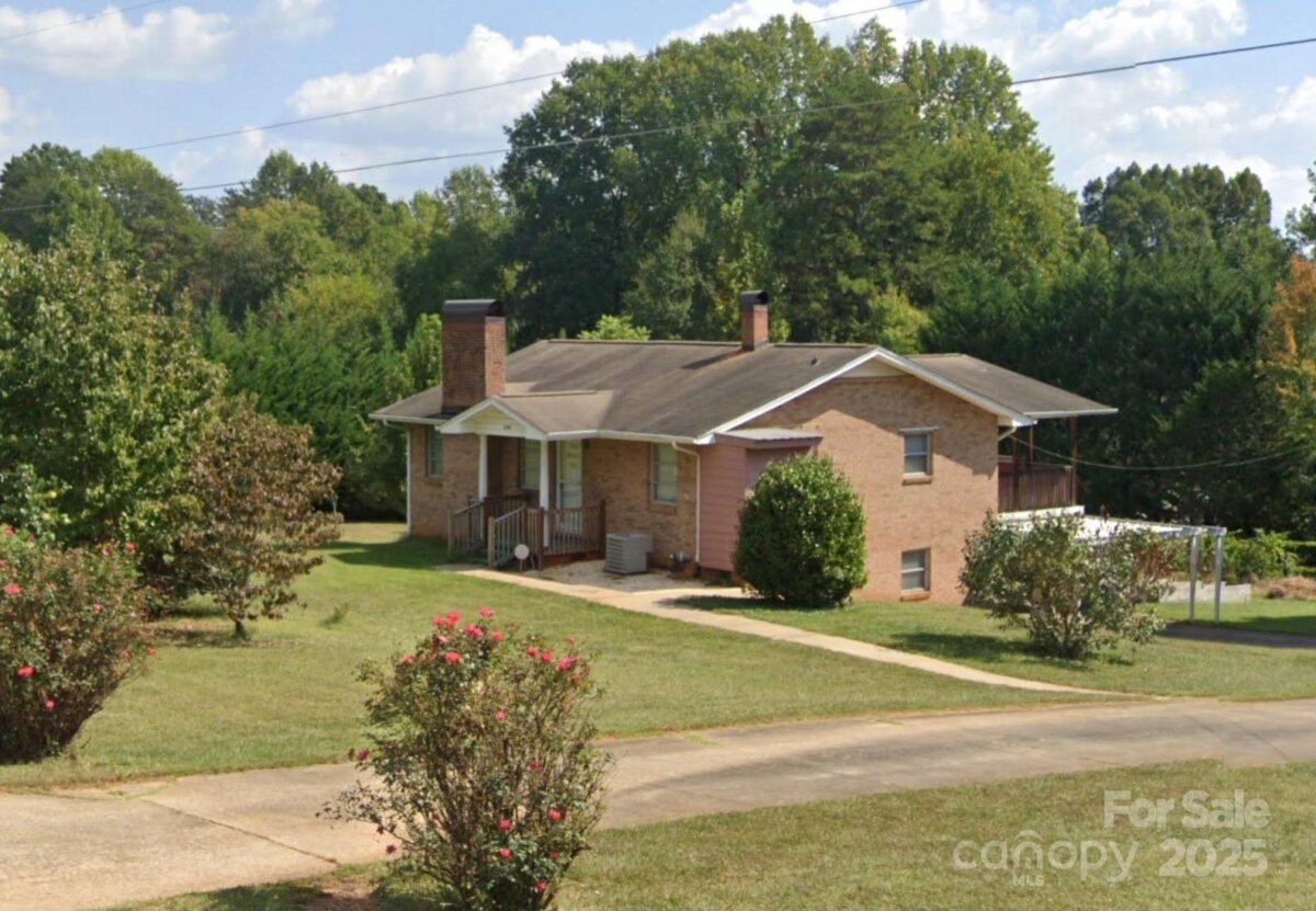 6229 Mountain Grove Road, Hickory, NC 28602, MLS # 4268004