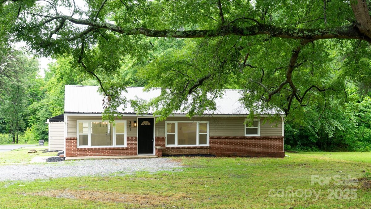 301 Carolina Boulevard, Salisbury, NC 28146, MLS # 4268009