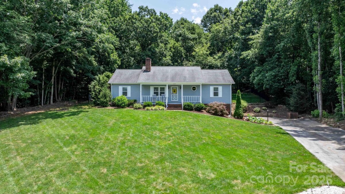 4007 Black Oak Road, Hickory, NC 28602, MLS # 4268040