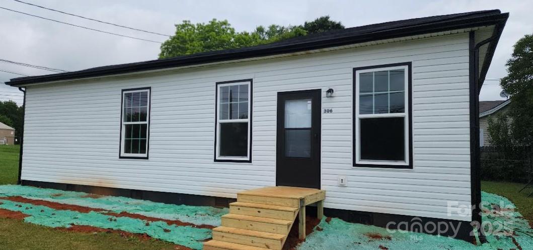 306 E Ratchford Avenue, Gastonia, NC 28054, MLS # 4268067