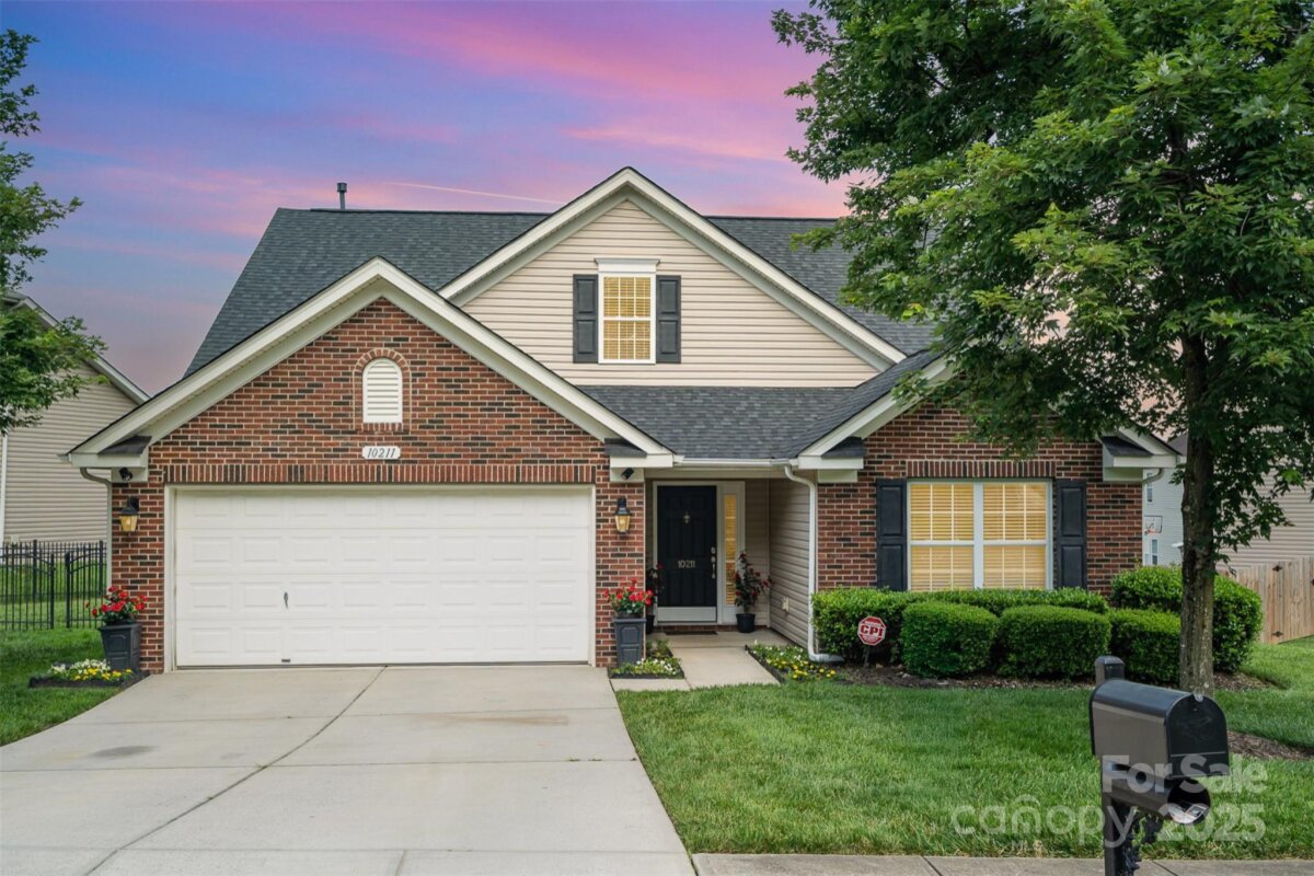 10211 Dominion Village Drive, Charlotte, NC 28269, MLS # 4268537