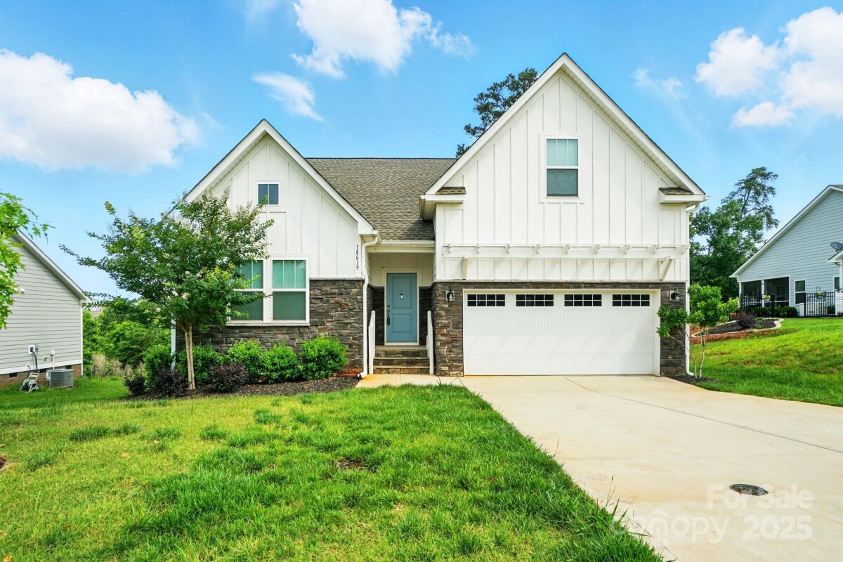 18619 Mainsail Court, Lancaster, SC 29720, MLS # 4268719