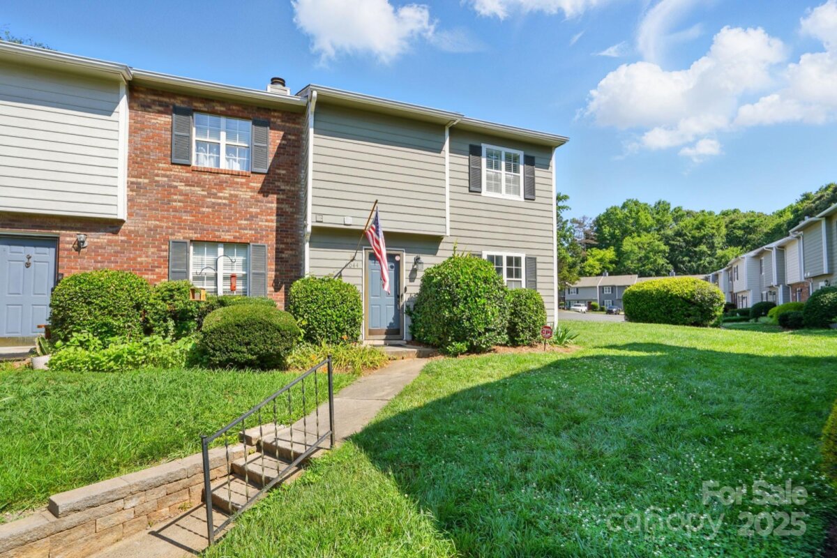 6044 Heath Valley Road, Charlotte, NC 28210, MLS # 4269219