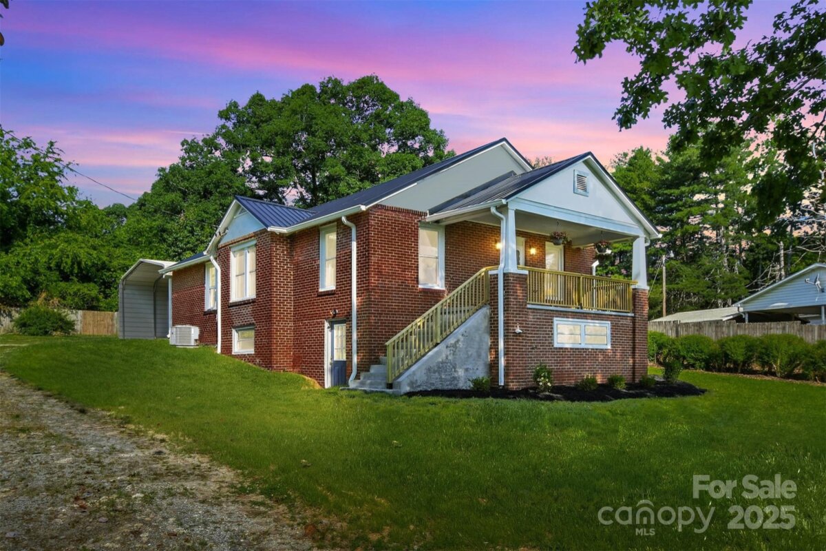 3923 US Hwy 321A Highway, Hudson, NC 28638, MLS # 4269405