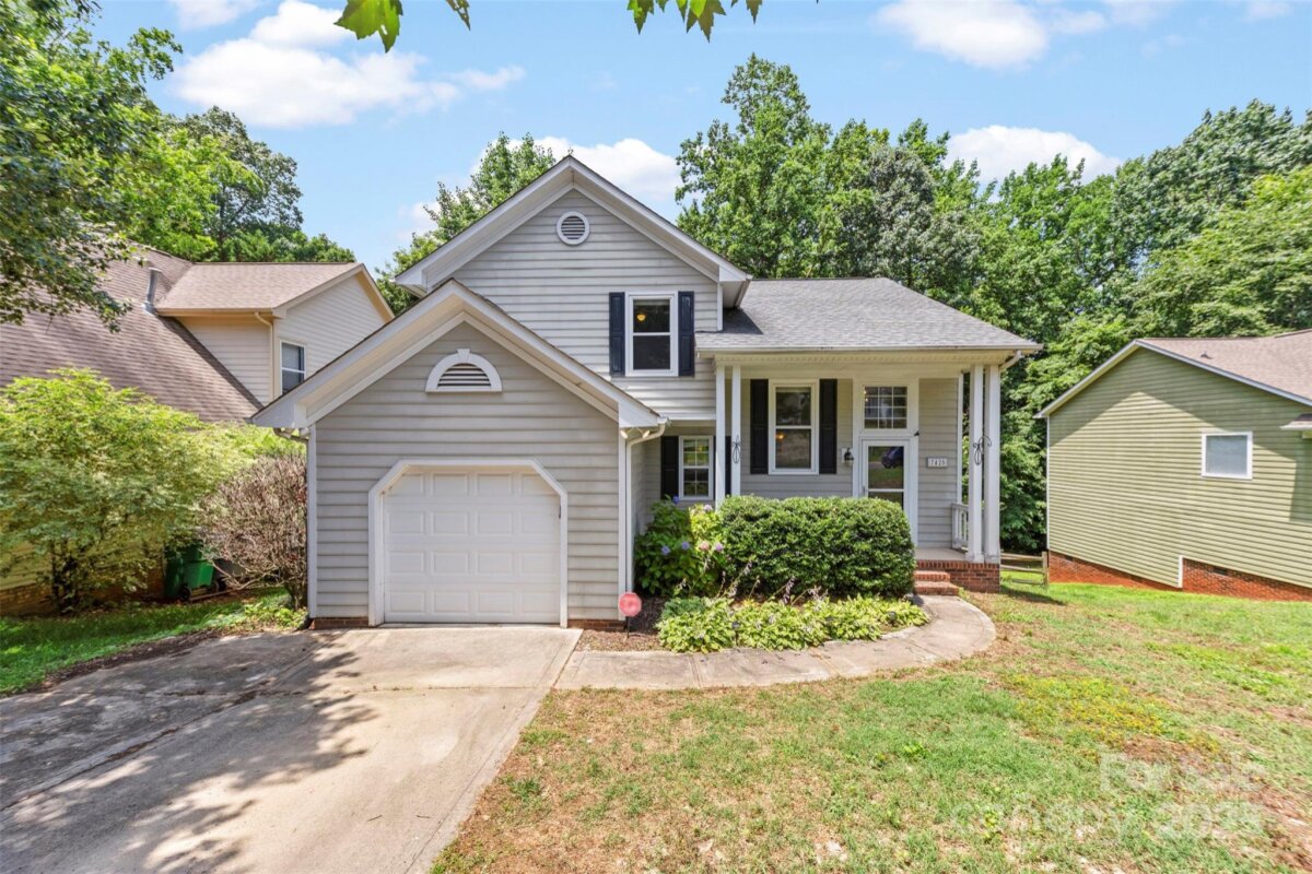 7425 Hubbard Woods Road, Charlotte, NC 28269, MLS # 4269452
