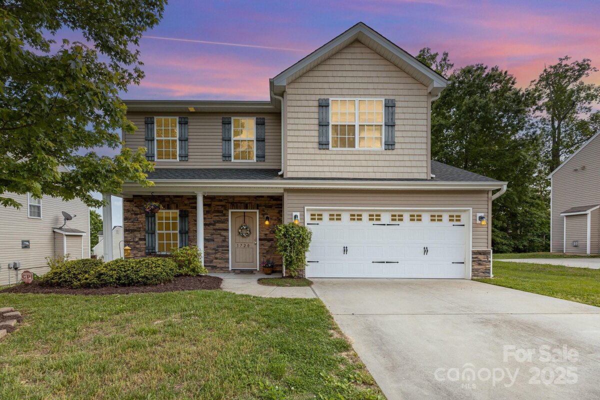 1720 Timber Cove Court, Winston Salem, NC 27127, MLS # 4270047
