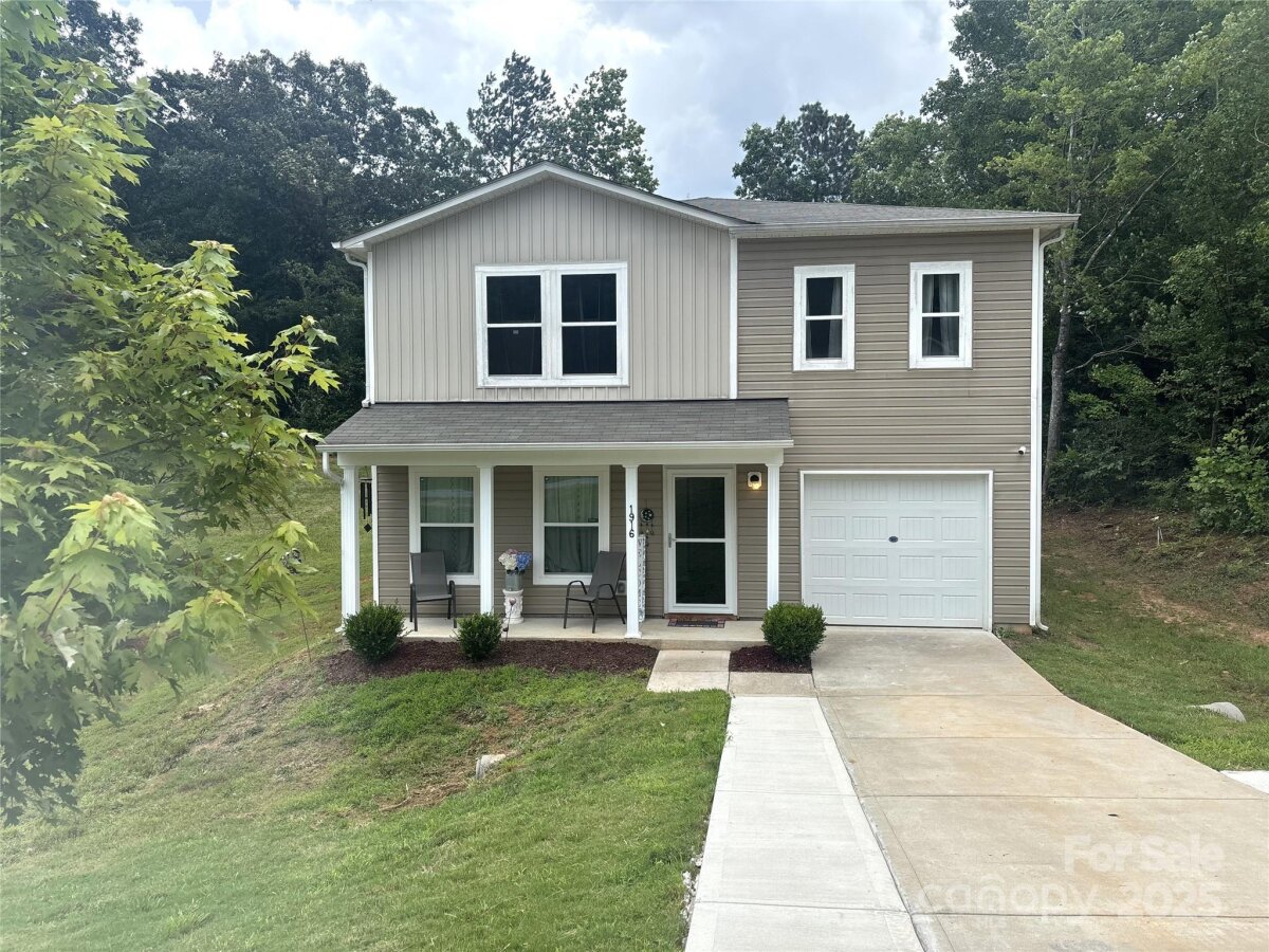 1916 Country Way, Hickory, NC 28601, MLS # 4270080