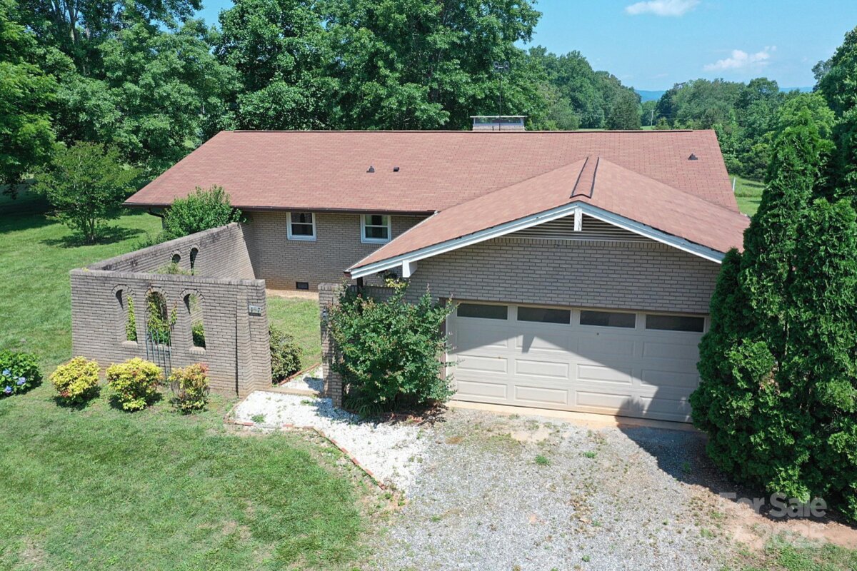157 Blackberry Lane, Taylorsville, NC 28681, MLS # 4270173