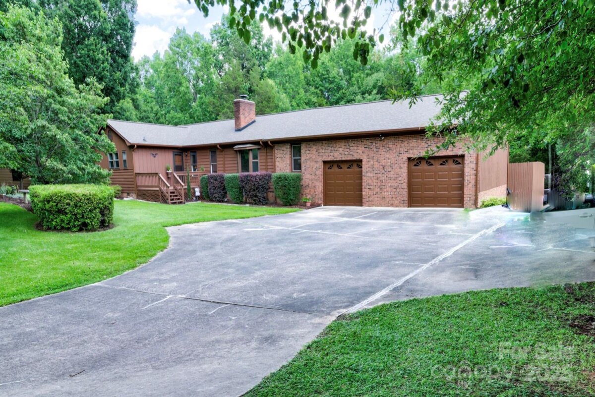 4004 Stillwater Court, York, SC 29745, MLS # 4270177