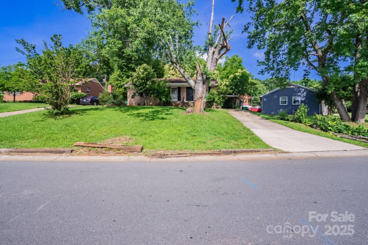 823 Yuma Street, Charlotte, NC 28213, MLS # 4270222