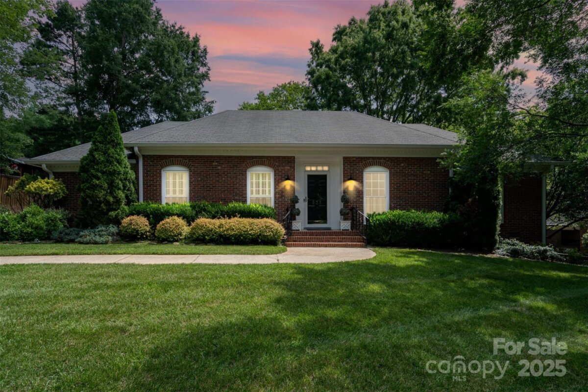 935 Trentle Court, Charlotte, NC 28211, MLS # 4270390