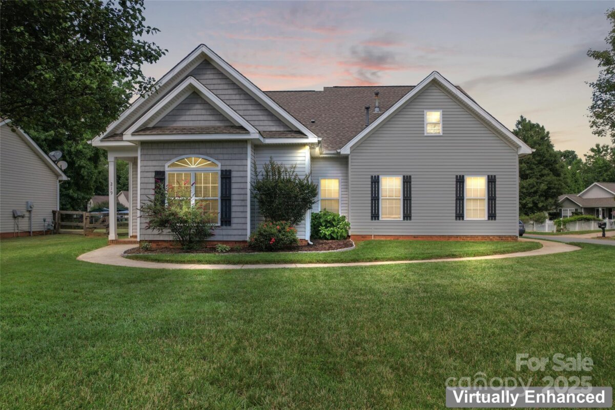 219 Mccord Street, Charlotte, NC 28216, MLS # 4270522