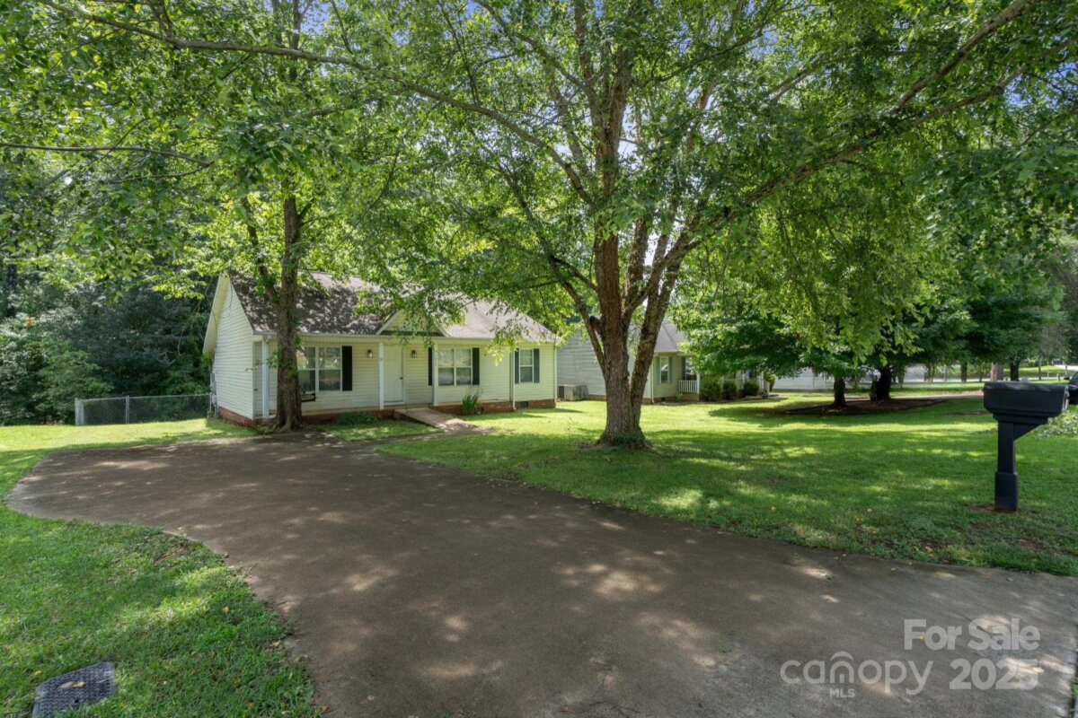 1013 Ashwood Place, Salisbury, NC 28146, MLS # 4270629