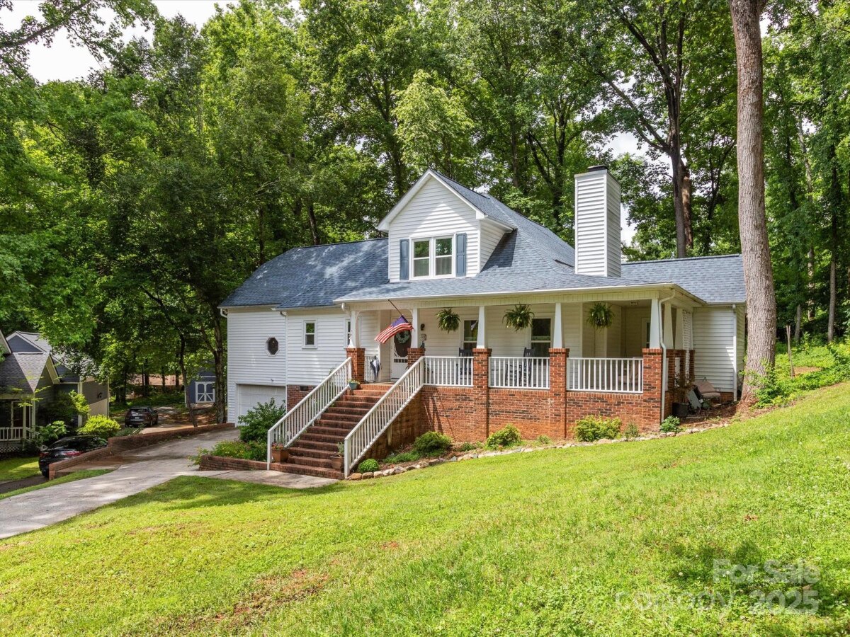 6934 Loretta Place, Charlotte, NC 28215, MLS # 4270665