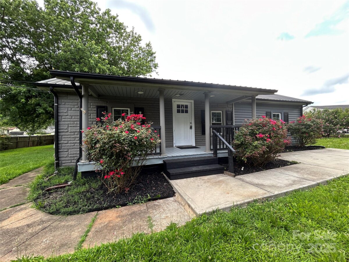 111 Rose Street, Mount Holly, NC 28120, MLS # 4270939