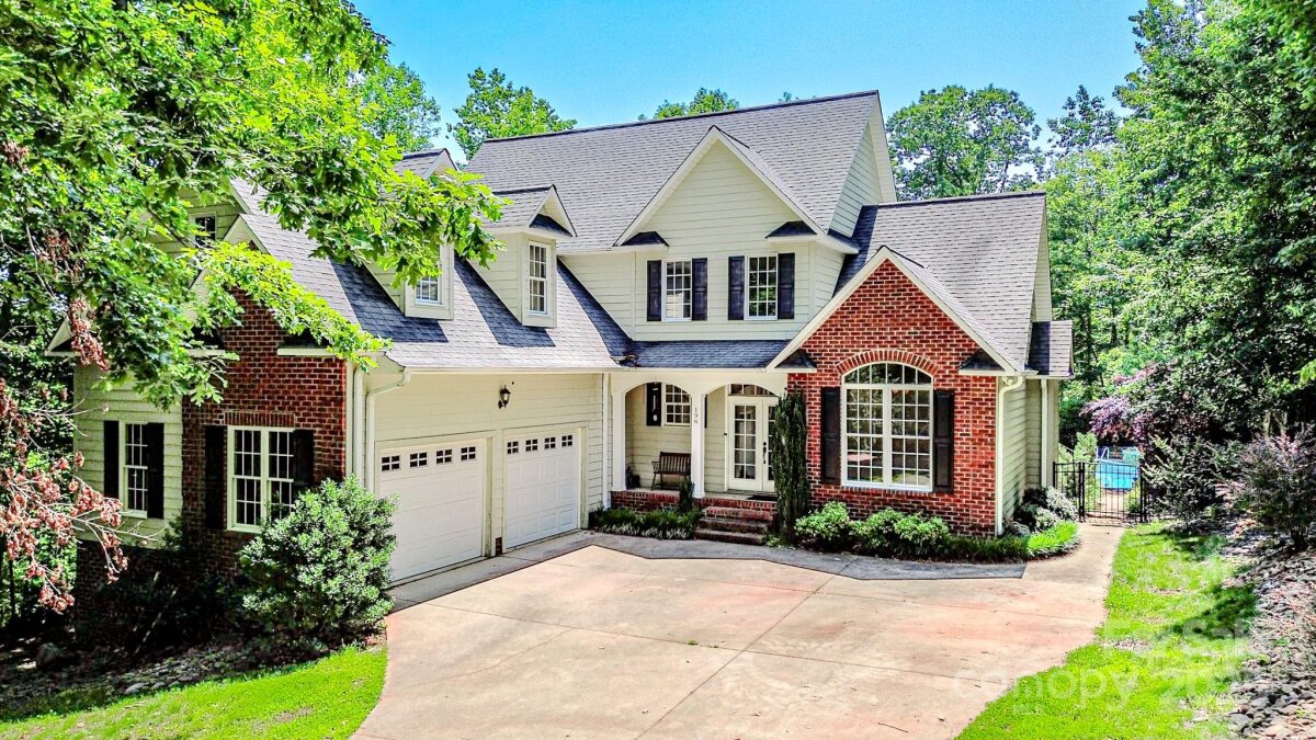 196 Col Hamptons Court, Rutherfordton, NC 28139, MLS # 4271105