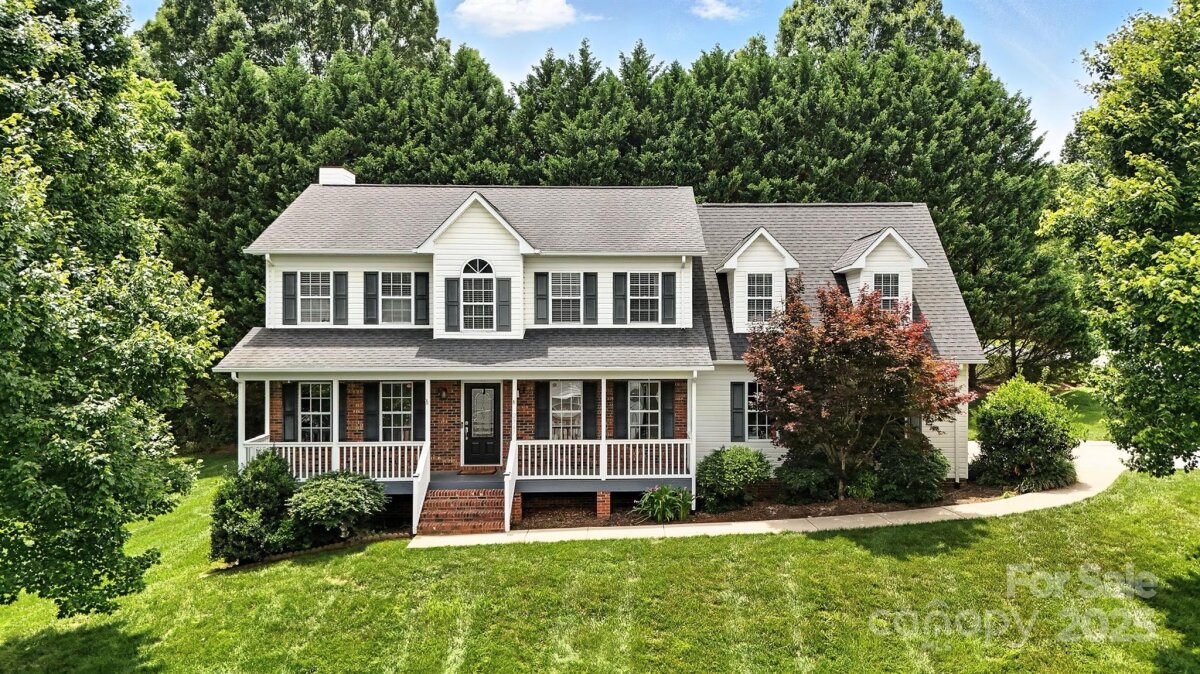 2367 24th Street Lane, Hickory, NC 28601, MLS # 4271249
