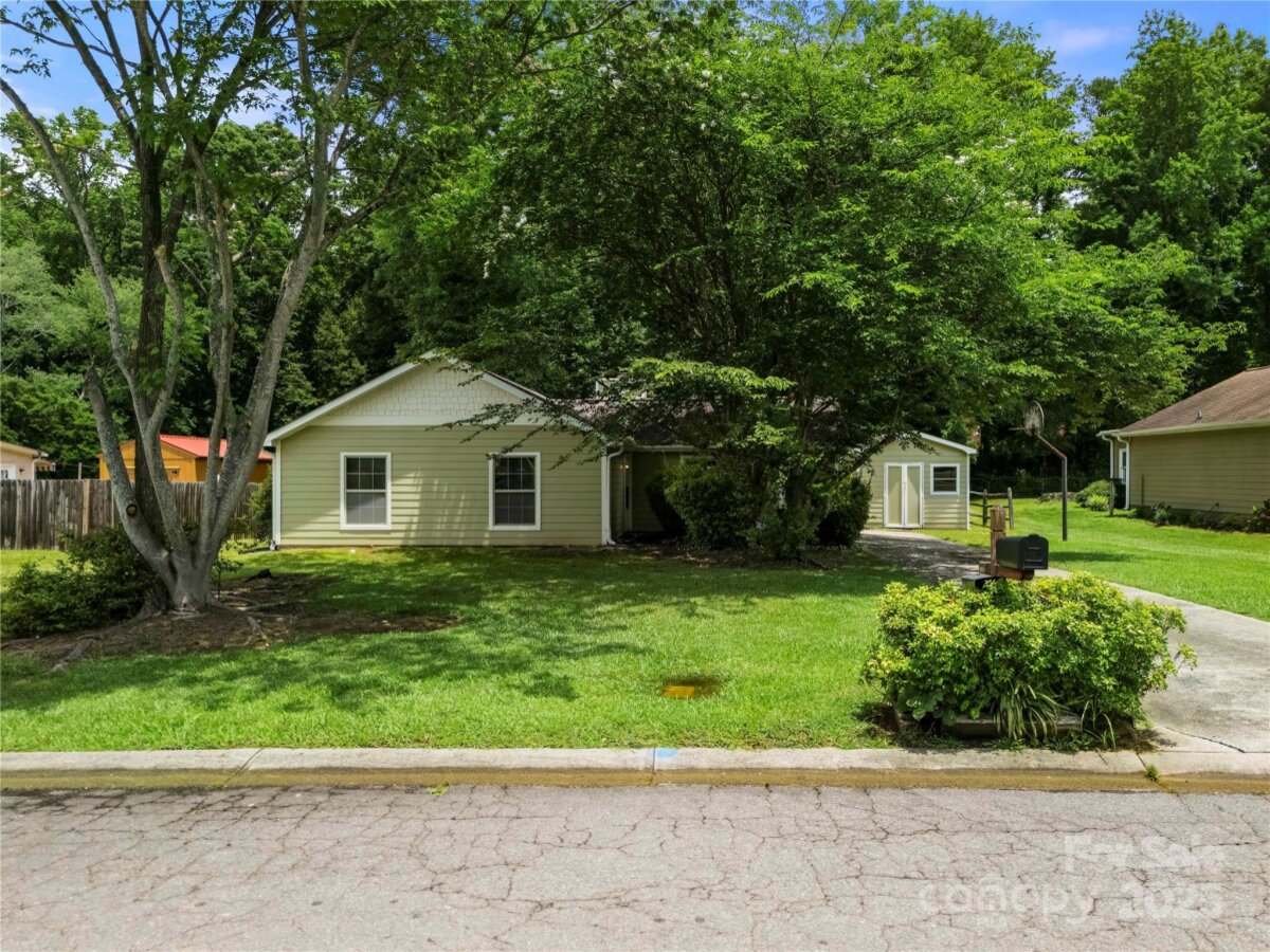 4333 Dunwoody Drive, Charlotte, NC 28215, MLS # 4271276