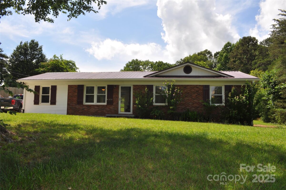 125 Heritage View Road, Hickory, NC 28601, MLS # 4271356