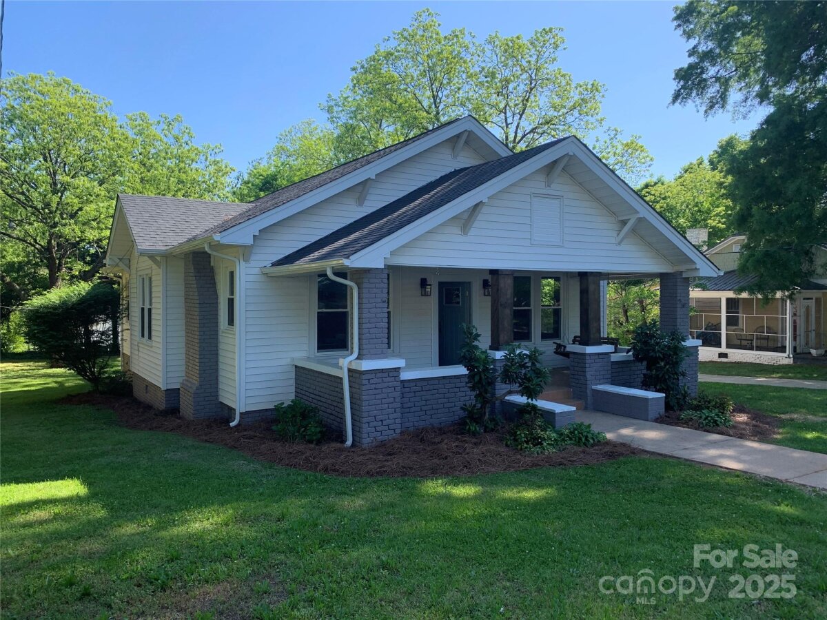 419 W 8th Street, Newton, NC 28658, MLS # 4271363