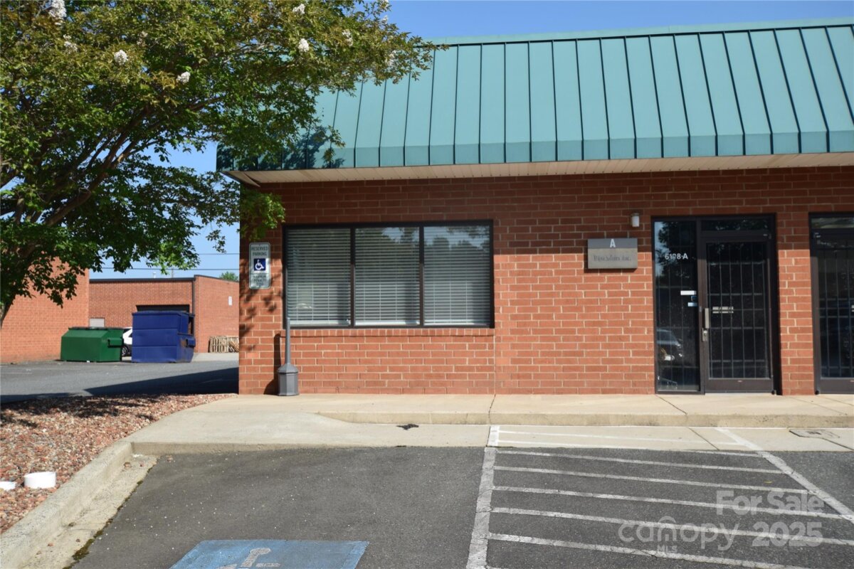 6128 Brookshire Boulevard, Charlotte, NC 28216, MLS # 4271441