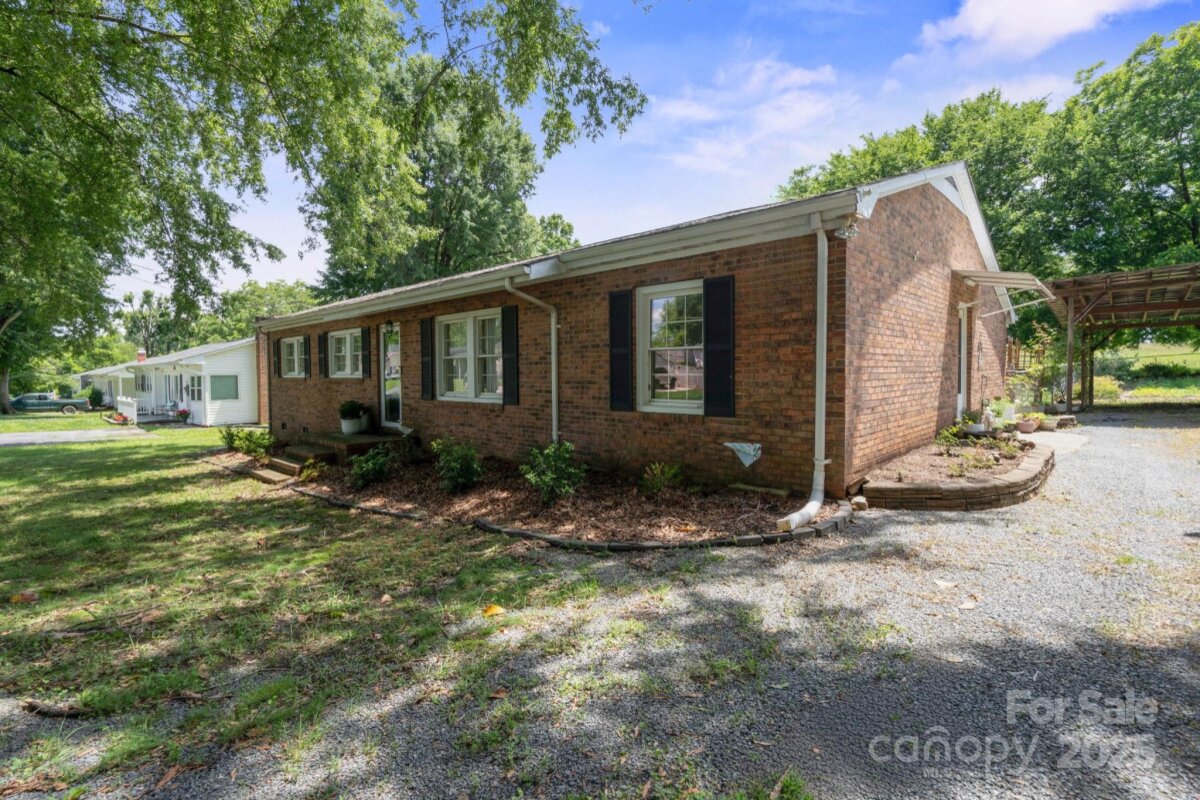 1787 Eastover Drive, Mount Pleasant, NC 28124, MLS # 4271483
