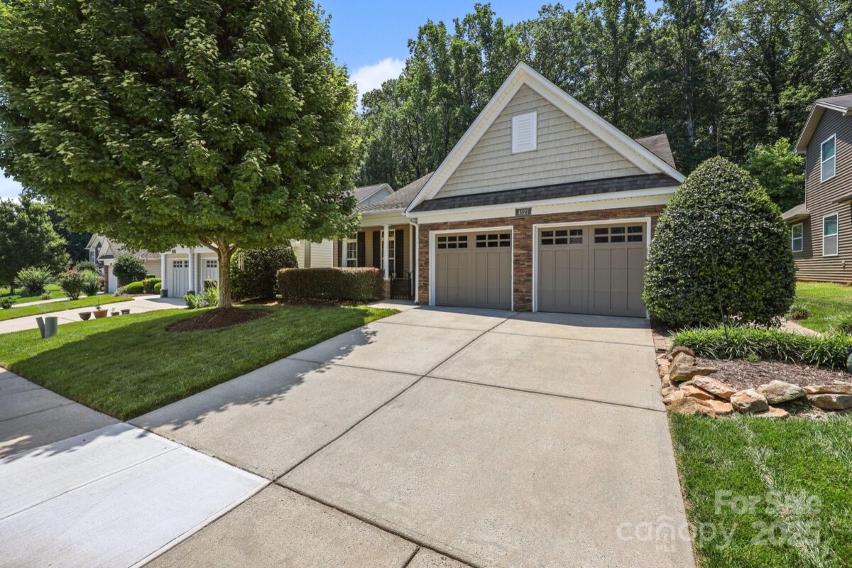 4527 Hubbard Falls Drive, Charlotte, NC 28269, MLS # 4271657