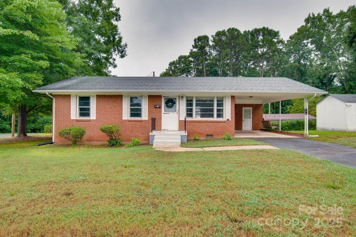 126 E Parkwood Street, Stanley, NC 28164, MLS # 4271952
