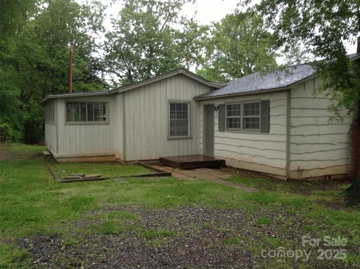 1700 Old Spencer Mountain Road, Dallas, NC 28034, MLS # 4272242