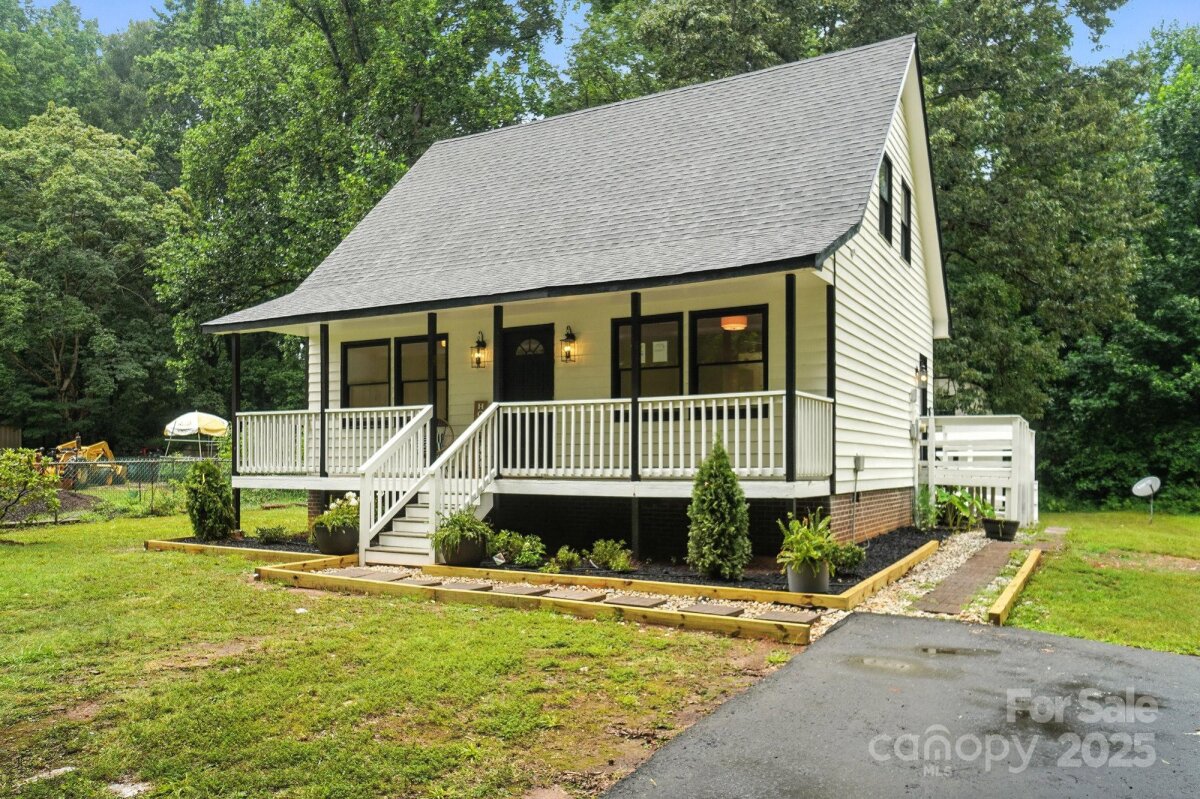 3921 Lake Road, Charlotte, NC 28269, MLS # 4272697