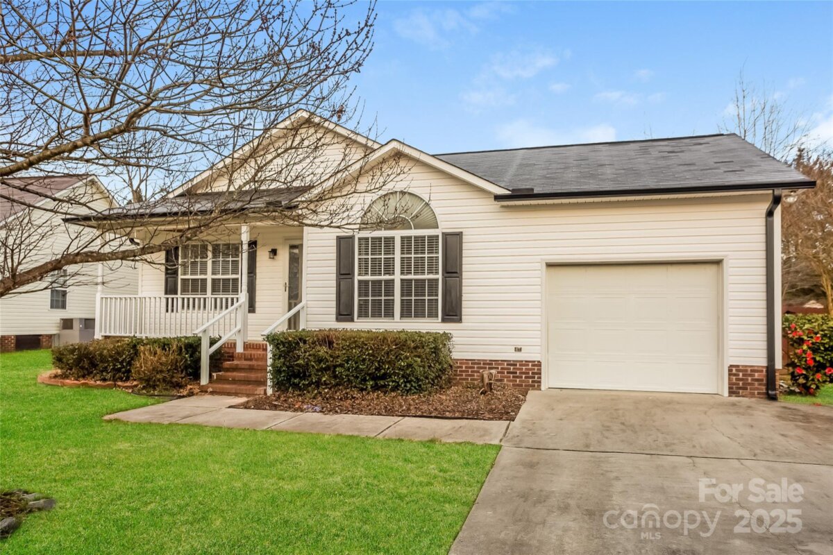 828 Saint Andrews Place, Concord, NC 28025, MLS # 4273177