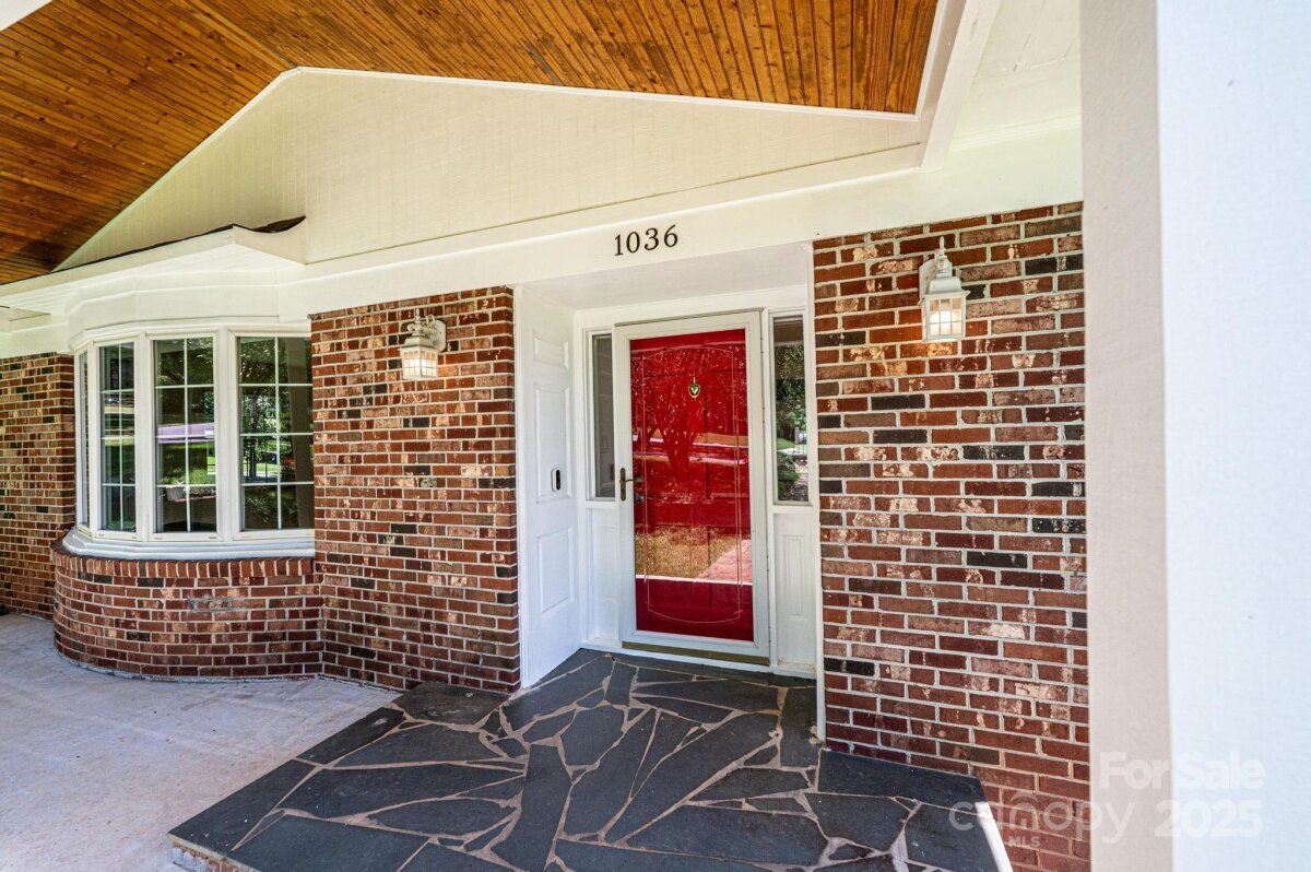 1036 11th Street Circle Drive, Hickory, NC 28601, MLS # 4273240