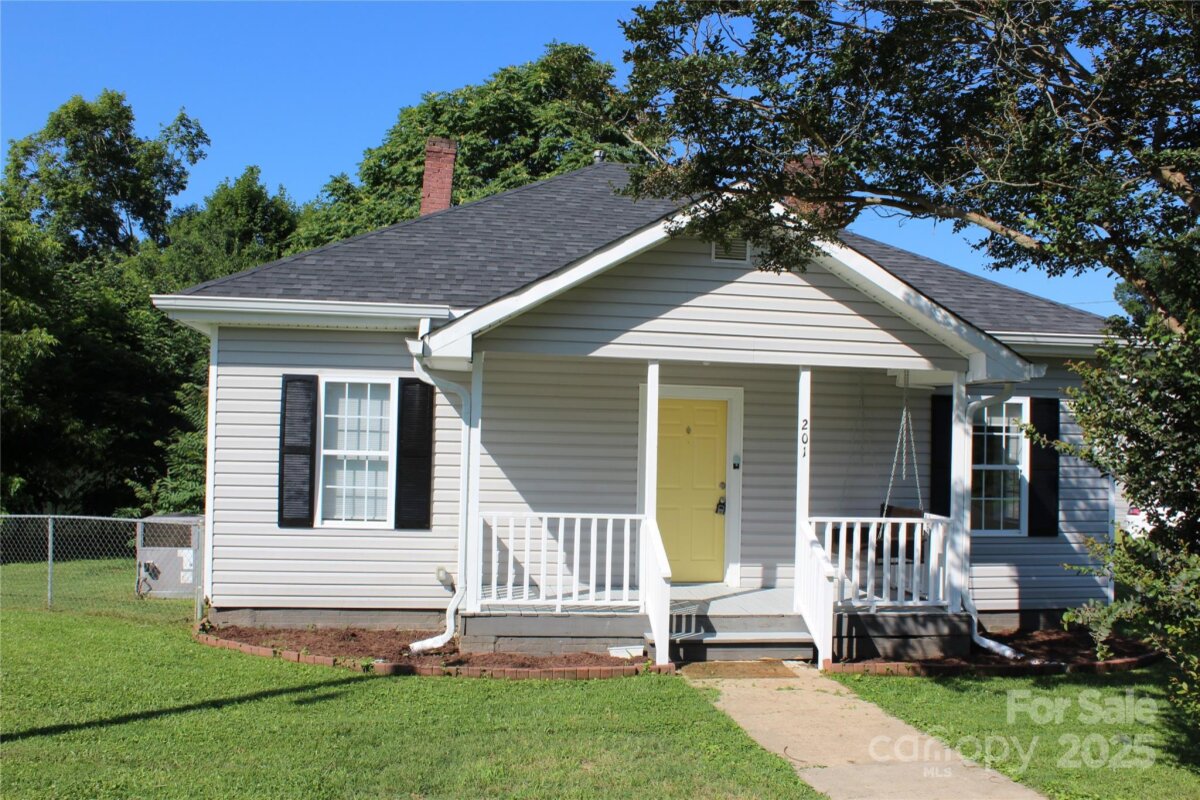 201 Park Avenue, Mount Holly, NC 28120, MLS # 4273349