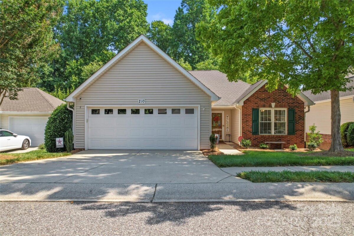 210 Oak Village Parkway, Mooresville, NC 28117, MLS # 4273395