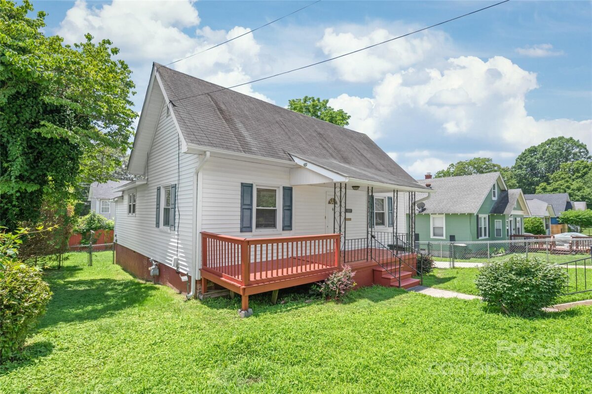 1113 W 4th Avenue, Gastonia, NC 28052, MLS # 4273472